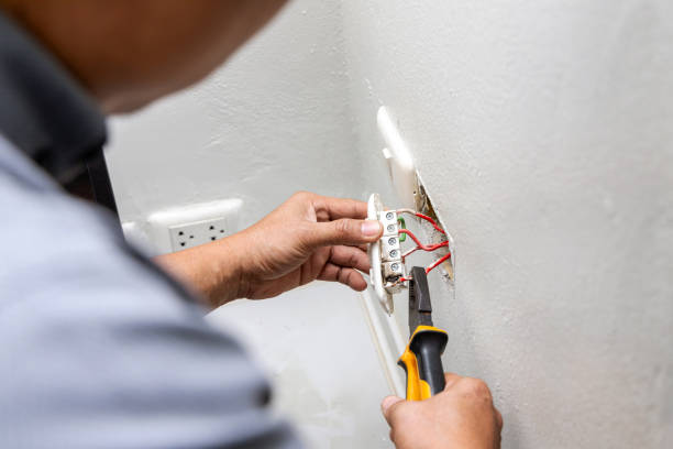 Best Circuit Breaker Repair  in Kings Park West, VA